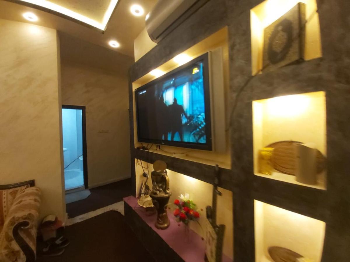 Jarajreh Apartments/ Hotel คีราค ภายนอก รูปภาพ